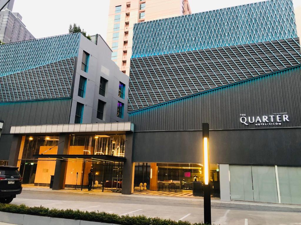 ระบบดิจิตอลทีวีโรงแรม ที่ สีลมซอย6  3อาคาร  The Quarter Silom By UHG