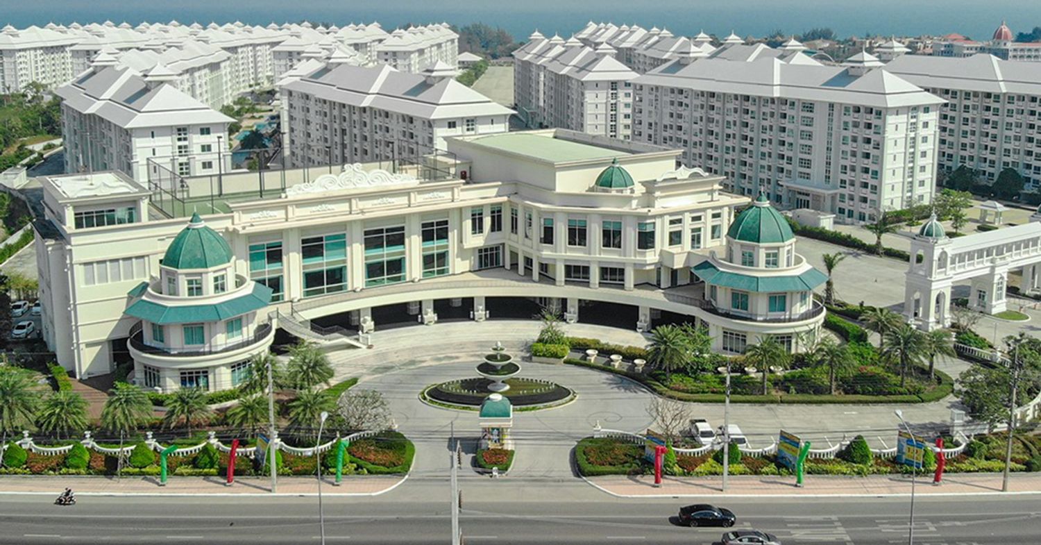 ซ่อมและปรับปรุงระบบทีวีขนาดใหญ่ที่หัวหิน Energy Seaside City